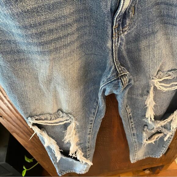 KanCan Women's Distressed Straight Leg Jeans Size 3/25 Light Wash Cotton Denim - Picture 4 of 8